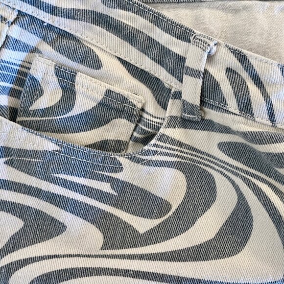 ✨ Cider Retro Swirl High-Waisted Jeans, 10/12 ✨ - Picture 5 of 5